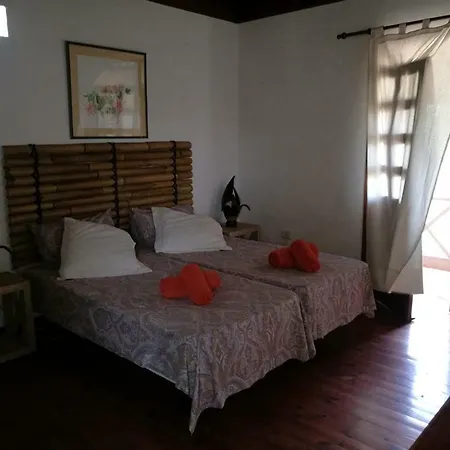 Хостел La Oliva Inn *