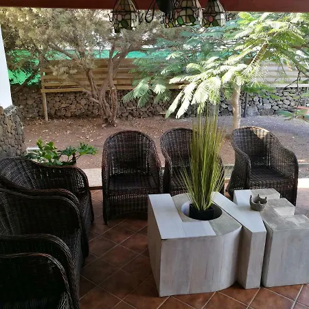 La Oliva Inn Хостел *