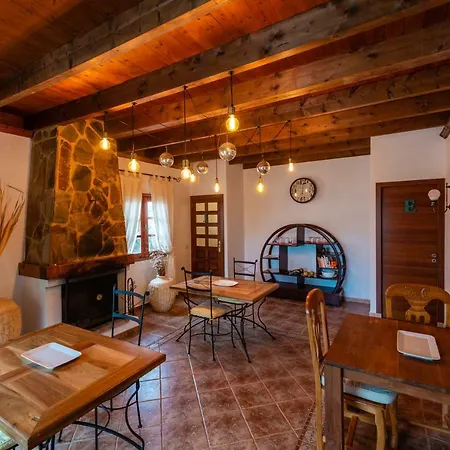 La Oliva Inn Хостел Ла-Олива