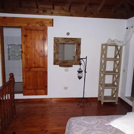 La Oliva Inn לה אוליבה